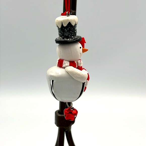 Christmas snowman bell painted, embellished tree ornament - Picture 4 of 7